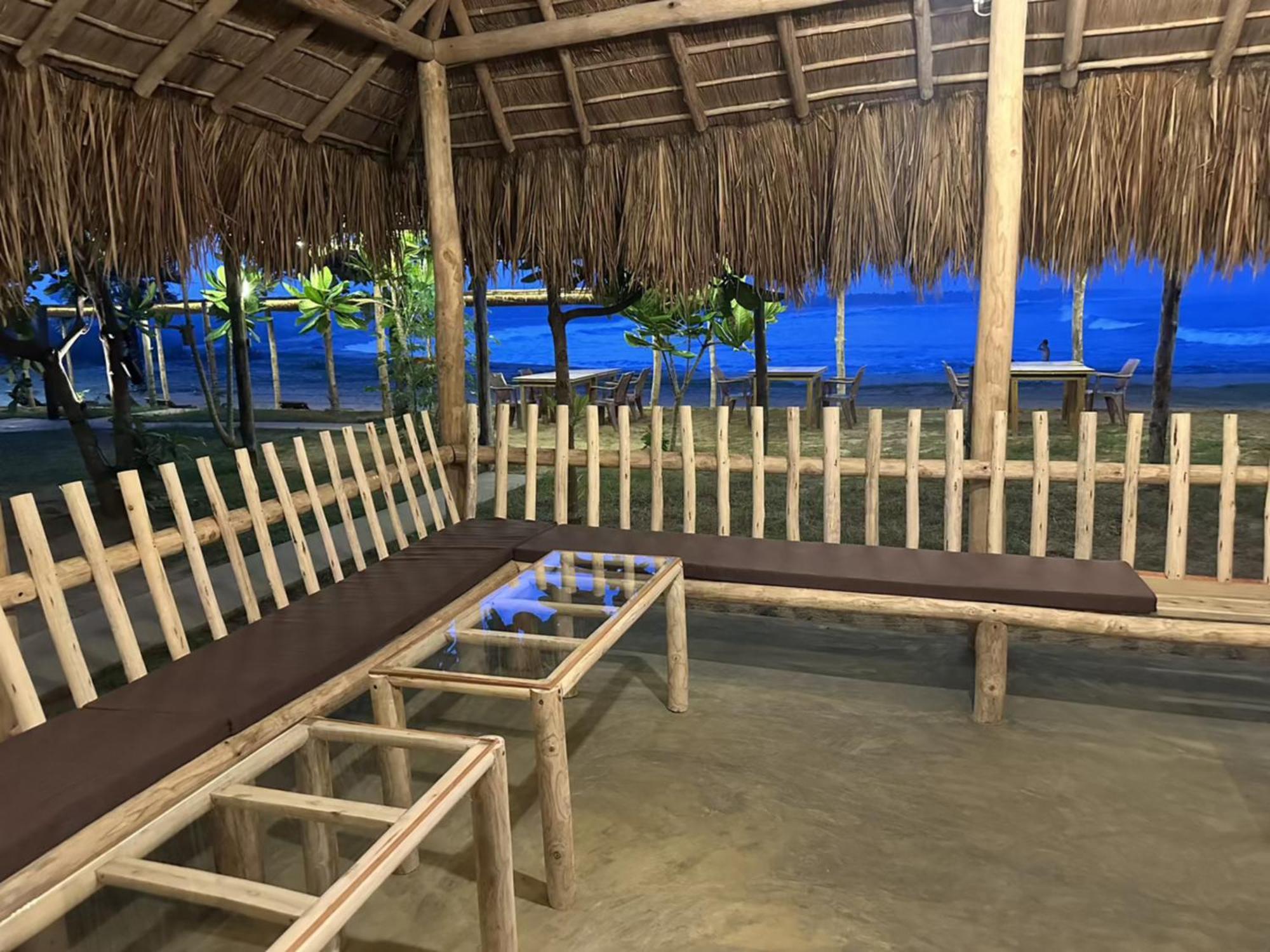 Blue Waters Hotell Arugam Kudah Eksteriør bilde